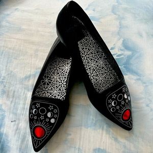 Strange Cvlt (Srtangecult) Spirit flats Size 9 black & red. EUC or BNWOT.